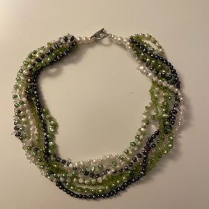 Green layered choker necklace